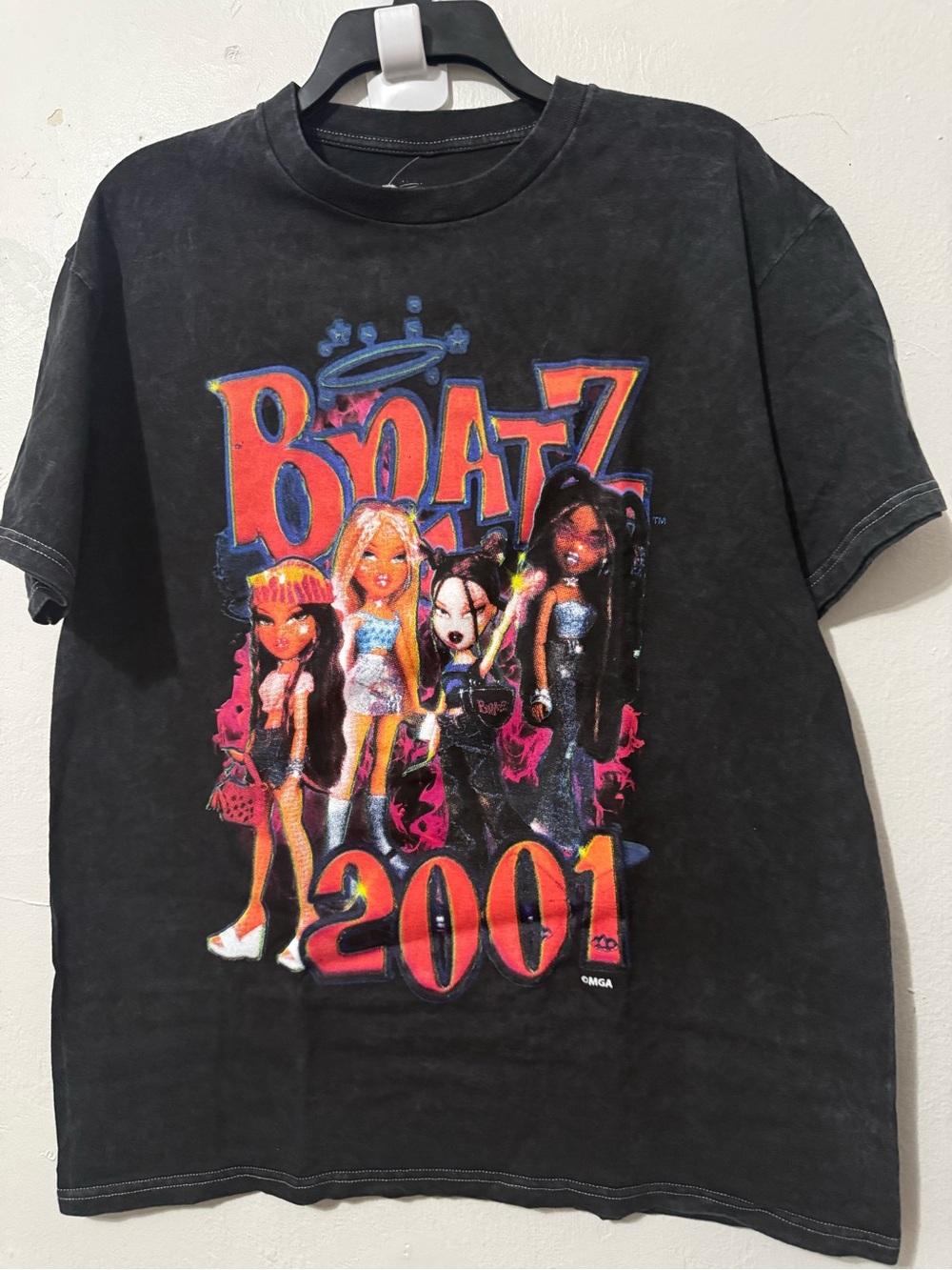 Bratz 2001 World Tour Graphic T-Shirt Women’s Size Large Brand New